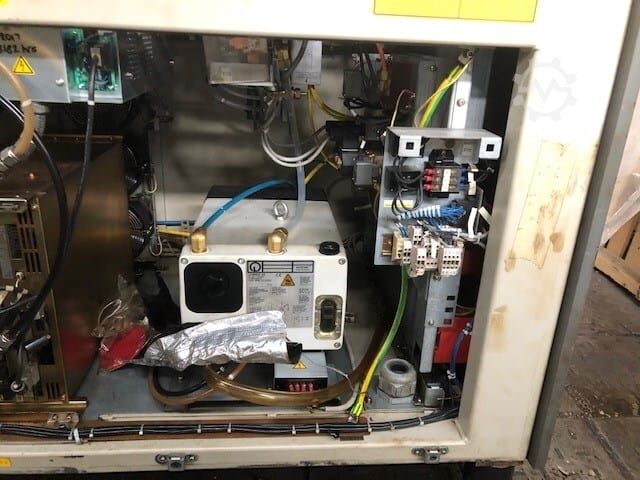 Machine de découpe au laser LVD Helius 2513