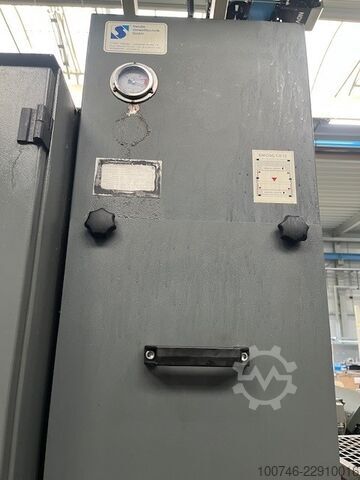 Centro de maquinação vertical CHIRON DZ15KWM HS