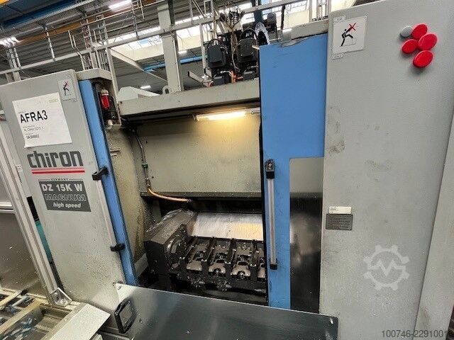 Centro de maquinação vertical CHIRON DZ15KWM HS