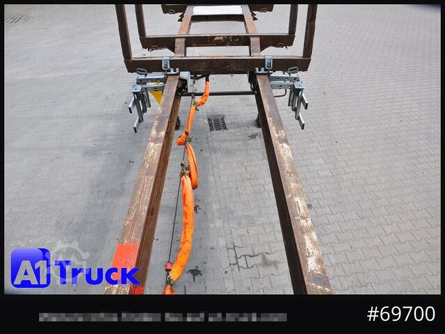 Semiremorcă pentru bușteni DOLL H3L-14XL Holz Tele, Lenkachse 275 tkm.