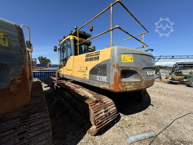 Graafmachine VOLVO EC 210 CL