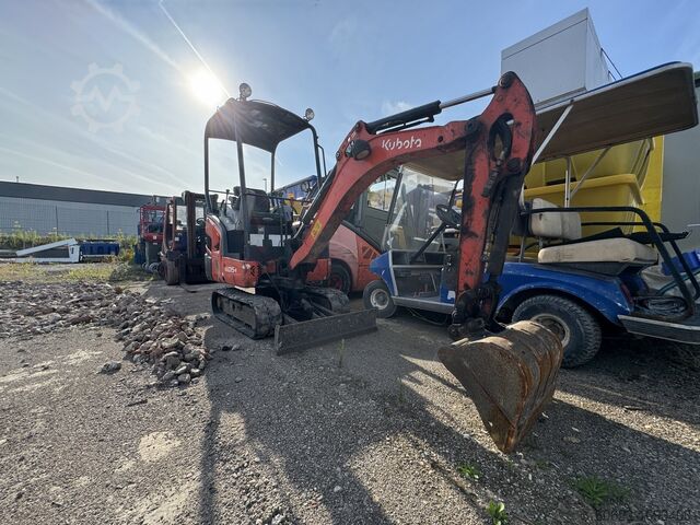Mini-Bagger KUBOTA KX015-4