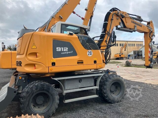 Točkaš bager LIEBHERR A912 Compact