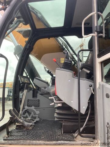 Lančani bager LIEBHERR R924