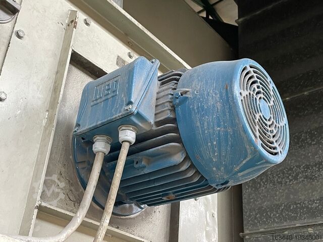 Spuitcabine voor autobussen en droogoven Hilde Brand