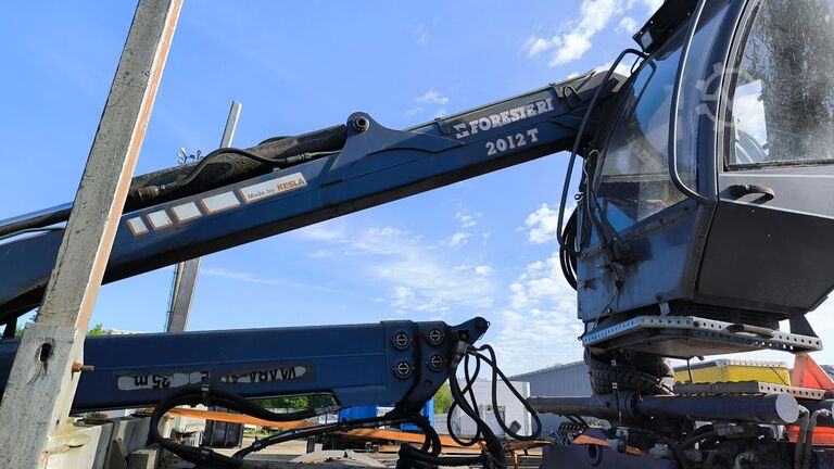 Houtkapapparatuur KRAZ 255 V1A