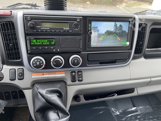 Kroklastare Fuso Canter 7C18 Abrollkipper - 61.990 Euro