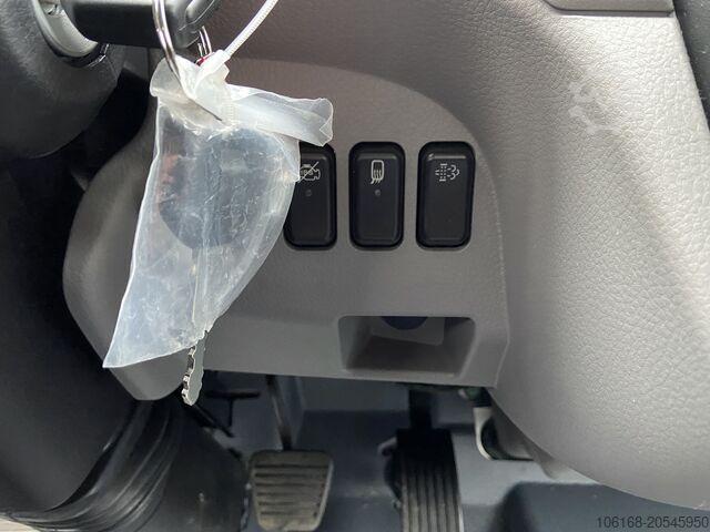 Kroklastare Fuso Canter 7C18 Abrollkipper - 61.990 Euro