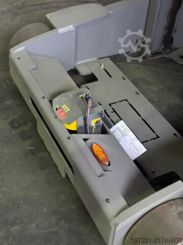 Wozidła przegubowe / VNA Jungheinrich EKX 410 Schienengeführt mit PSA