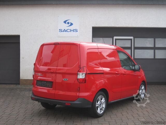 Skåpbil Ford Courier Limited Navi Kamera 2xSchiebetür
