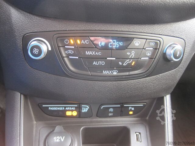 Skåpbil Ford Courier Limited Navi Kamera 2xSchiebetür