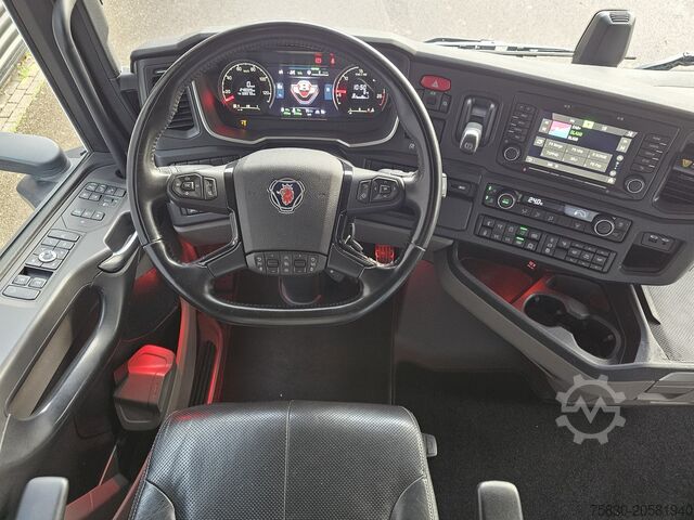 Padrão-SZM Scania S660 V8 6x2 BOOGIE / RETARDER / FULL AIR / 2 TANKS