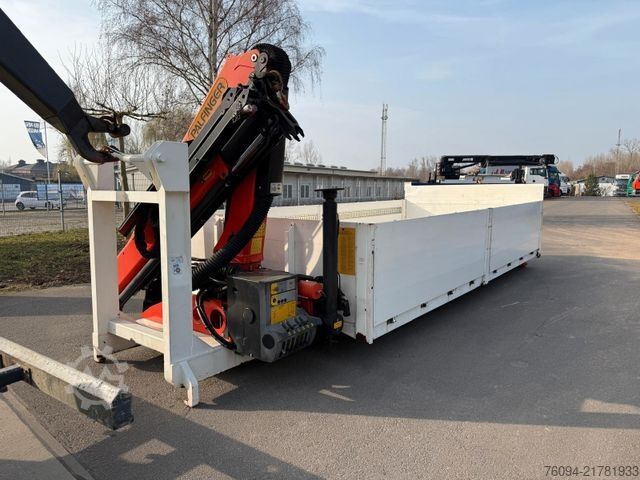 Kroghejselastbil  Abrollcontainer Kranmulde FUNK neuwertig