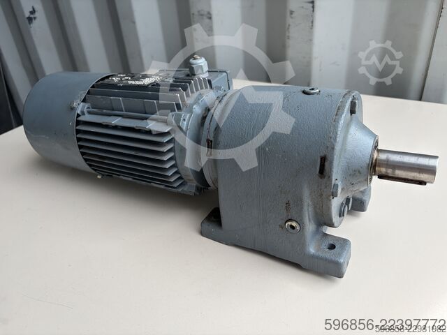  Motoreduktor SEW-EURODRIVE R40 DT80K4/BMG 0,55 kW 53 obr./min Hamulec 230 V 3