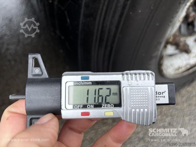 Brandalı açık yarı römork Schmitz Cargobull Semitrailer Curtainsider Mega