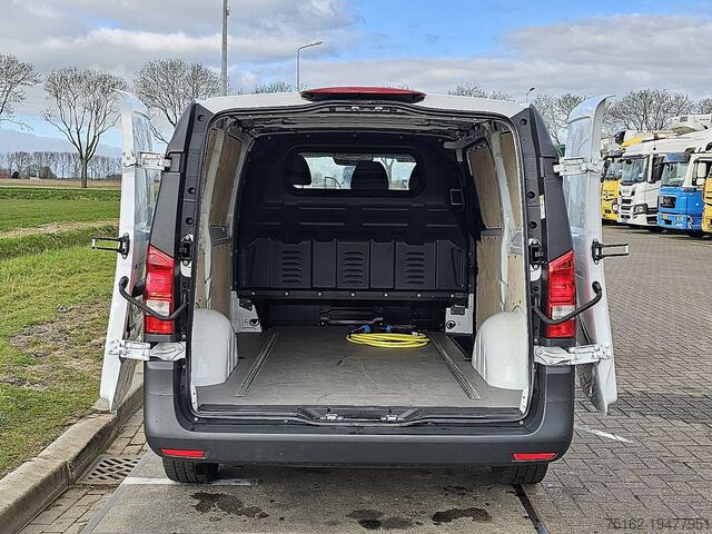 Bestelauto MERCEDES-BENZ EVITO 112 Long-Range 70kwh