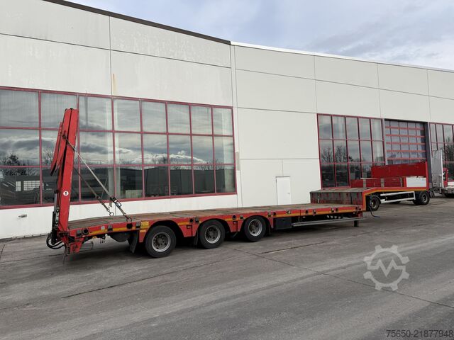 Reboque de plataforma rebaixada Kässbohrer LB3E  3 Achs Satteltieflader, komplett überfahrbar