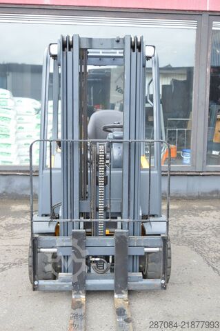 Gaffeltruck Jungheinrich EFG 320