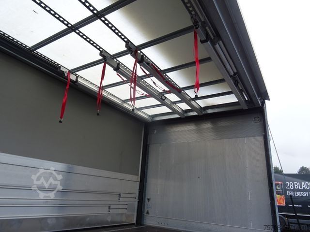 Camión de bebidas MAN 26.320 TGM*8 m Schwenkwand*2,5 to LBW*NLA*Kamera