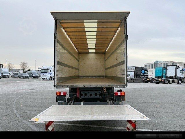 Șasiu de camion MERCEDES-BENZ Actros 1832 L Koffer LBW 1,5t+Koffer 8,1m+Klima