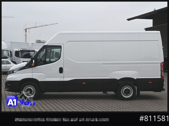 Dobozos furgon IVECO Daily 35S16 Kasten, Klima, AHK, 3-Sitzer
