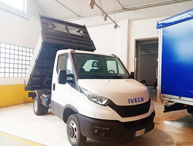 τρίπλευρο ανατρεπόμενο φορτηγό Iveco Daily 35
