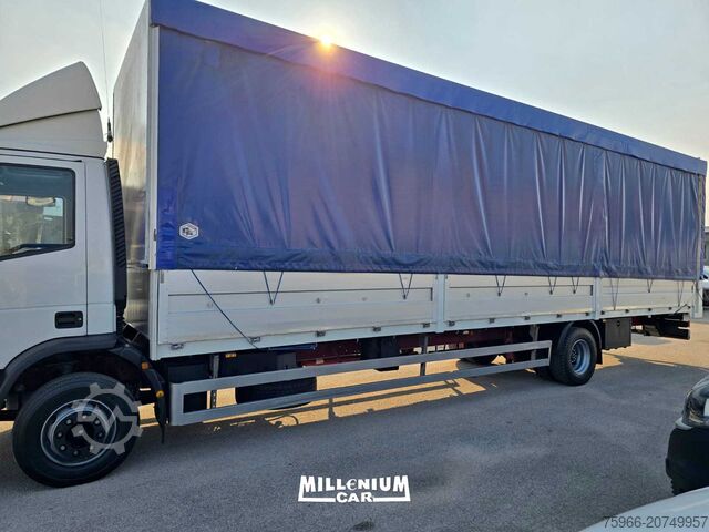 Kamion sa platformom i ceradom IVECO EUROCARGO 150E24 TECTOR KM 392000 M 9,80