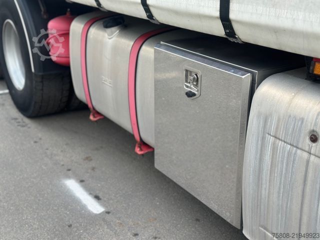 Valníkový nákladní automobil s plachtou DAF XF460 6x2 Plane Retarder Stapler Lenk Edscha