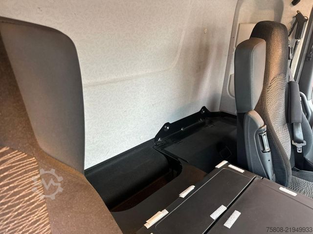 Kamyon üzerine monteli vinç MERCEDES-BENZ Antos 2646 Baustoff Atlas 206.3 Lift/Lenk AHK