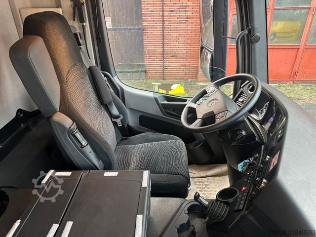 Kamyon üzerine monteli vinç MERCEDES-BENZ Antos 2646 Baustoff Atlas 206.3 Lift/Lenk AHK