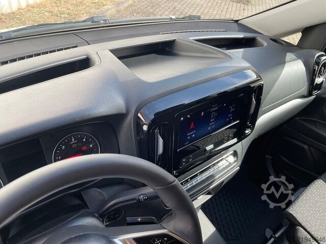 Minibüs MERCEDES-BENZ Vito 116 Tourer PRO 4x4 lang STANDHZ DISTRONIC