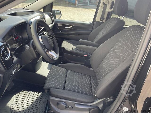Minibüs MERCEDES-BENZ Vito 116 Tourer PRO 4x4 lang STANDHZ DISTRONIC