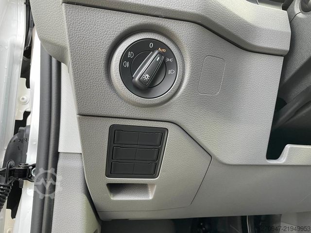 Βαν με ψηλή οροφή VOLKSWAGEN Crafter Kasten 35 L3H3 Autom. NAVI SITZHZ ACC