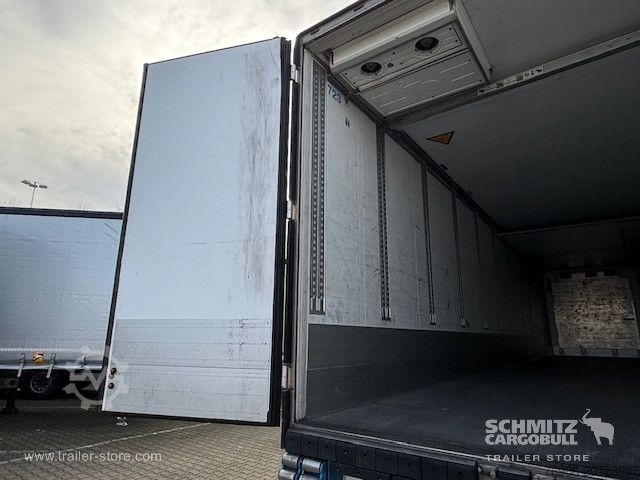 Reefer semitrailer Schmitz Cargobull Tiefkühler Multitemp Doppelstock Trennwand
