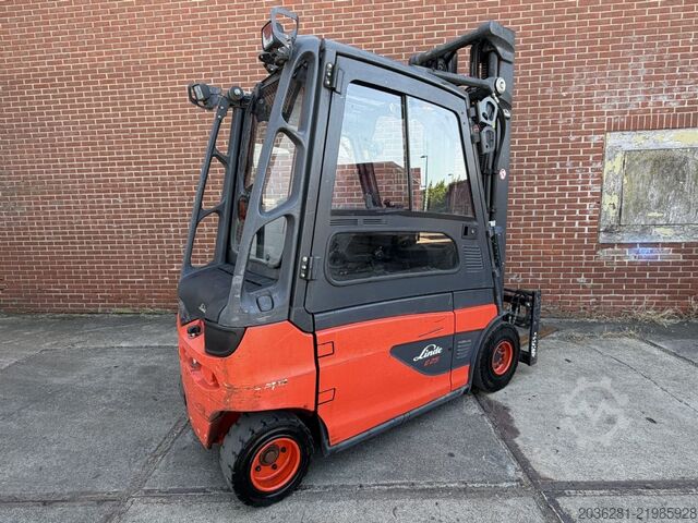 Elektrický 4kolový vysokozdvižný vozík Linde E25L-01
