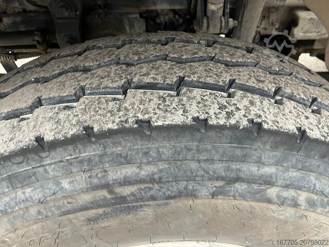 Concrete mixer truck Astra HD9 84.50-80