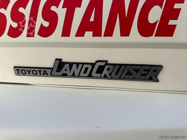 Veicolo di recupero Toyota LANDCRUISER **RECOVERY TRUCK-WINCH**