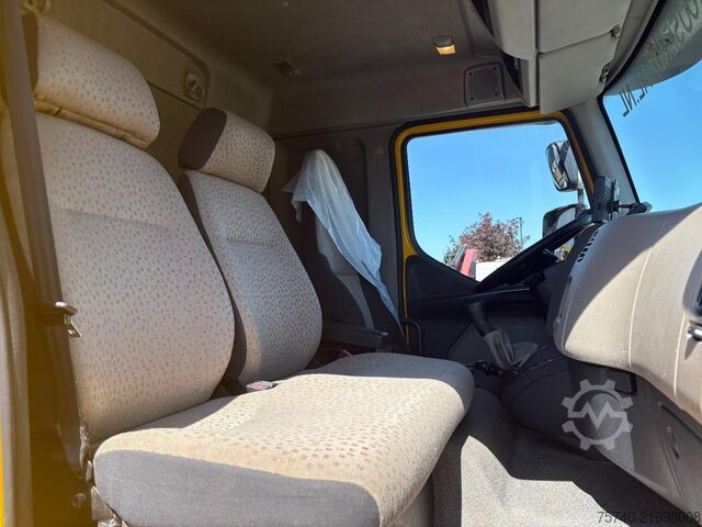 Transport frigorifique Renault Midlum 220 DXI + CARRIER XARIOS 600  + EURO 5 +...