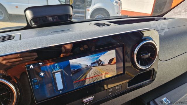 Minibus MERCEDES-BENZ 519 und 517 Glasdach XXL 20 Sitze Stock