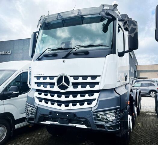 Speciallastbil MERCEDES-BENZ Arocs 4151 K 8x4/4