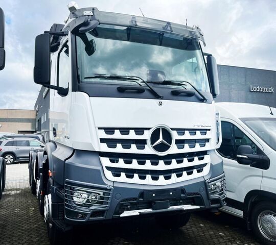 Speciallastbil MERCEDES-BENZ Arocs 4151 K 8x4/4