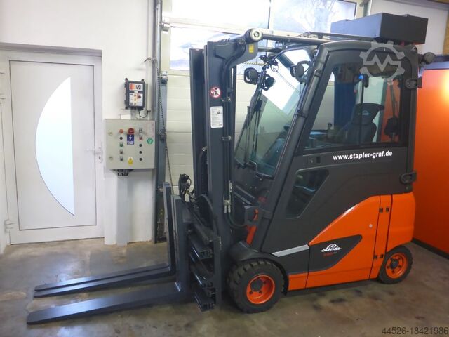 Stivuitor electric cu 4 roți Linde E20 PH-02