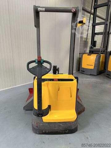 EJC-B 31 ( 3.1T @ 650 MM !! ) JUNGHEINRICH EJC-B 31 ( 3.1T @ 650 MM !! )