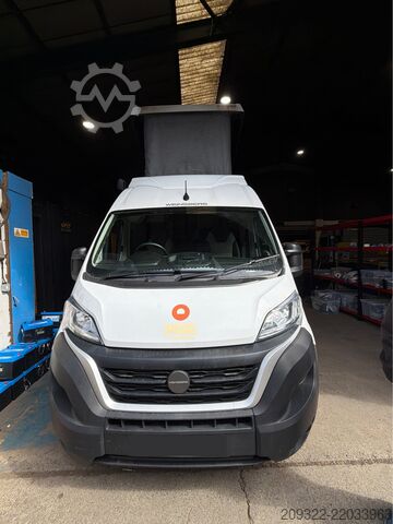 Karavan 2023 Fiat Ducato Weinsberg Carabus | Manuale | Tetto Sollevabile