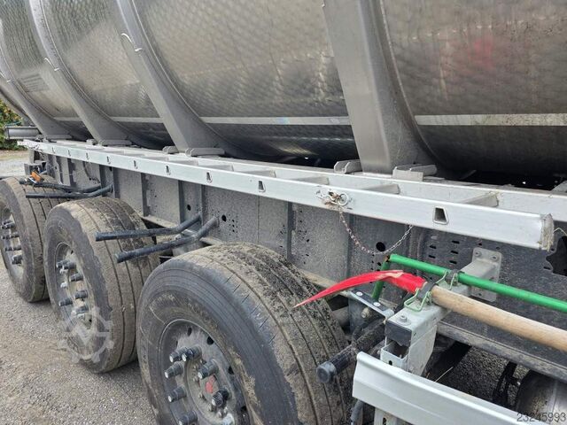 Tankoplegger D-TEC Jansky Schwarte TSA, Edelstahl, 30.000 L,Unfall