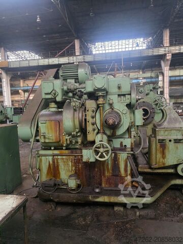 Gear hobbing machine Sykes 5E