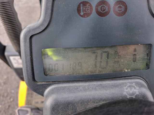 Wózek widłowy Jungheinrich EFG 113 | 2010