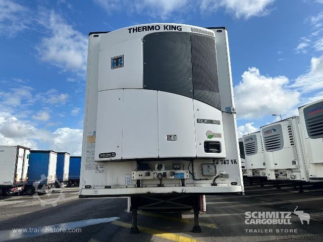Semi-reboque frigorífico Schmitz Cargobull Semitrailer Reefer Standard Hayon