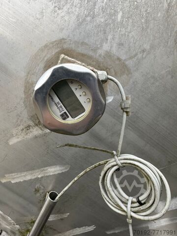 Zbiornik z mieszadłem o pojemności 44000 litrów wykonany z V2A  