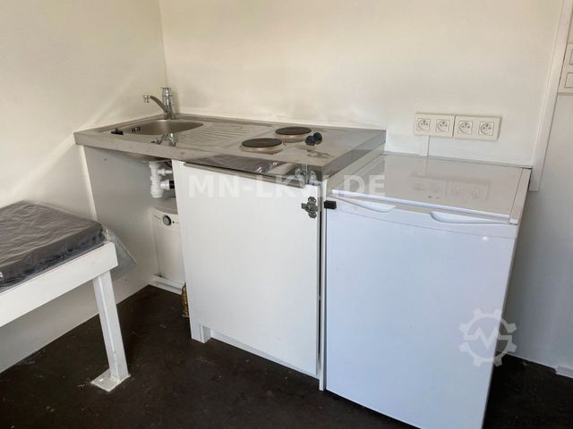 Camión caja MAN TGM 18.290 KOFFER RENNSPORT WOHNABTEIL LBW 3t